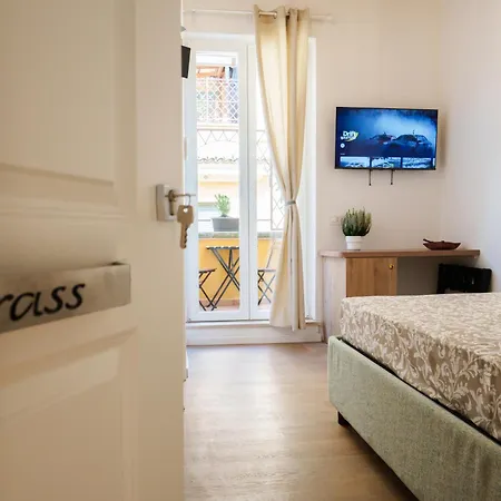 Πανσιόν Castle Borgo 4*