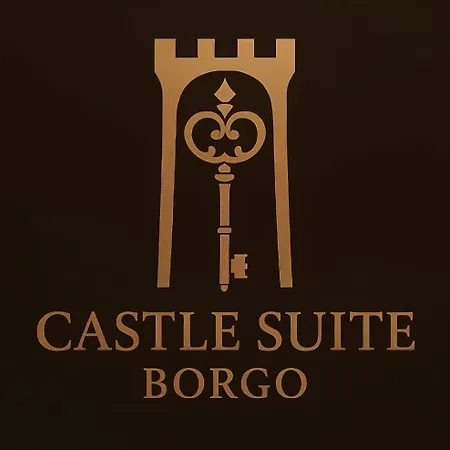 Castle Borgo Pensión